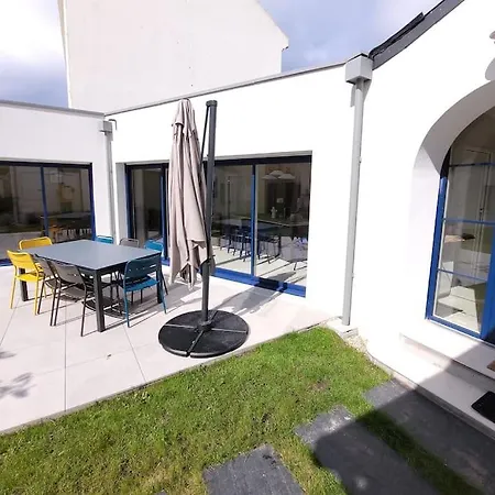 La Vie De Famille - Les De La Cote D'amour 빌라 *