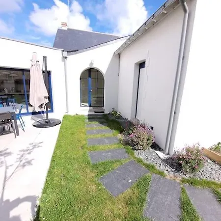 La Vie De Famille - Les De La Cote D'amour