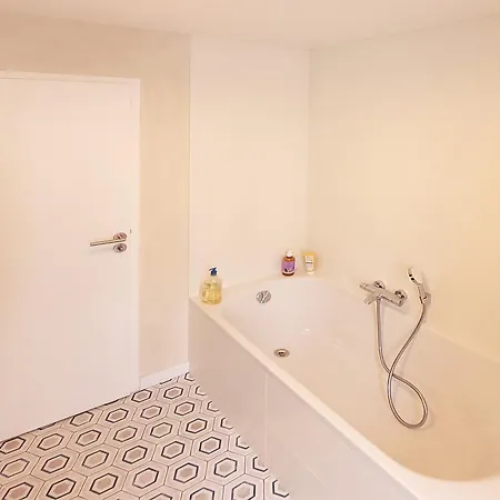 La Vie De Famille - Les De La Cote D'amour