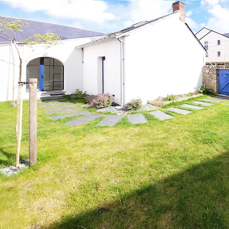 La Vie De Famille - Les De La Cote D'amour Villa